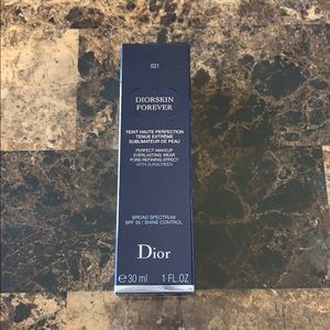 BRAND NEW Diorskin Forever Perfect Makeup